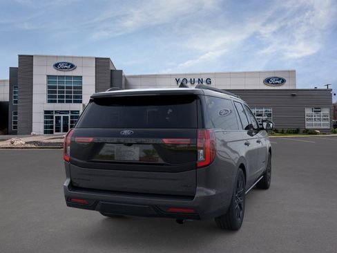 New 2026 Ford Expedition Max Platinum w/ Stealth Appearance Package AWD/4WD image 8