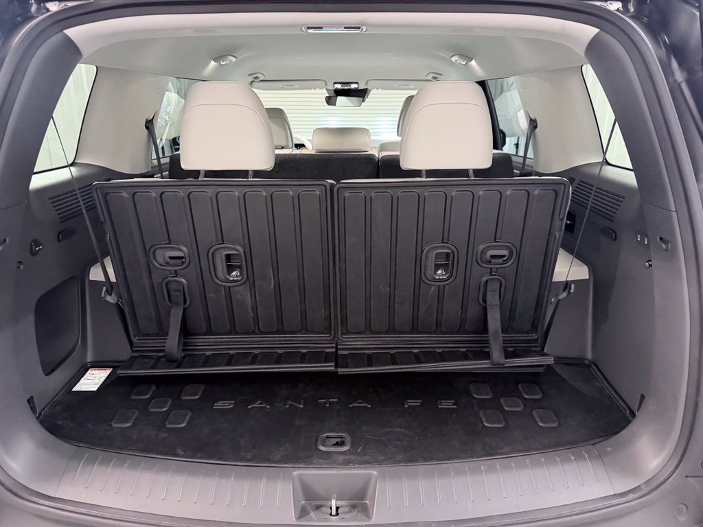 Used 2025 Hyundai Santa Fe SEL FWD image 34