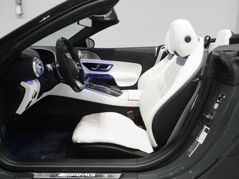 Certified 2025 Mercedes-Benz SL 63 AMG 4MATIC image 14