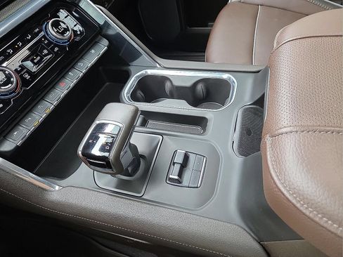 Used 2023 GMC Sierra 1500 Denali AWD/4WD image 18