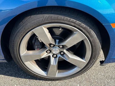 Used 2010 Chevrolet Camaro SS w/ RS Package RWD image 14