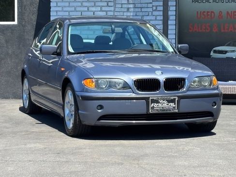 Used 2002 BMW 325i Sedan RWD image 3