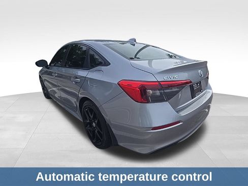 Used 2024 Honda Civic Sport image 3