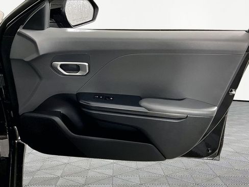 Used 2025 Kia K4 FWD image 26