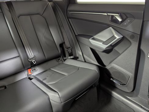New 2025 Audi Q3 2.0T Premium image 14