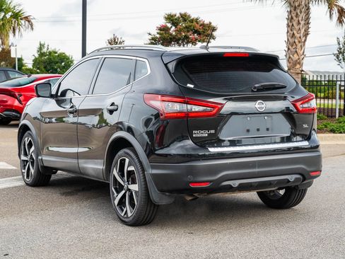 Used 2020 Nissan Rogue Sport SL w/ Premium Package FWD image 5
