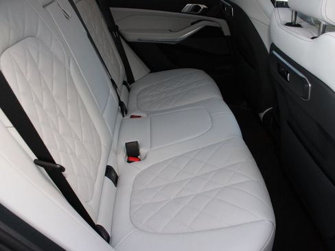 Used 2026 BMW X5 sDrive40i RWD image 33