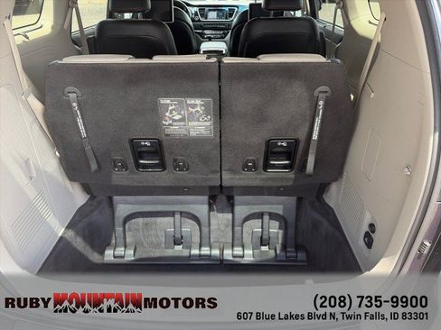 Used 2020 Kia Sedona SX FWD image 28