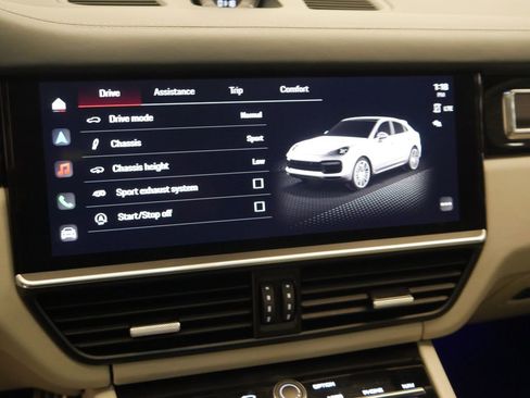 Certified 2023 Porsche Cayenne GTS AWD/4WD image 50