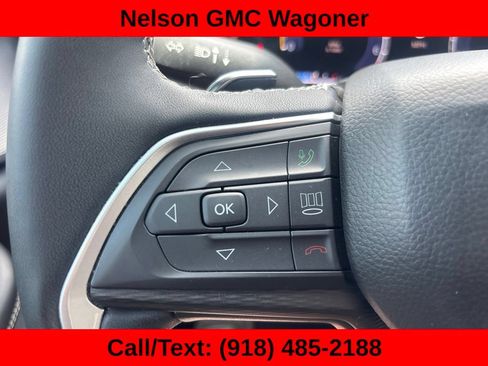 Used 2024 Jeep Grand Cherokee L Altitude AWD/4WD image 26