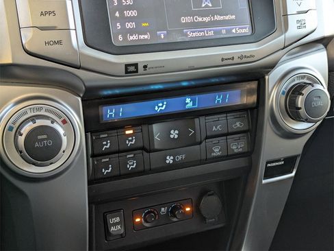 Used 2016 Toyota 4Runner Limited image 19