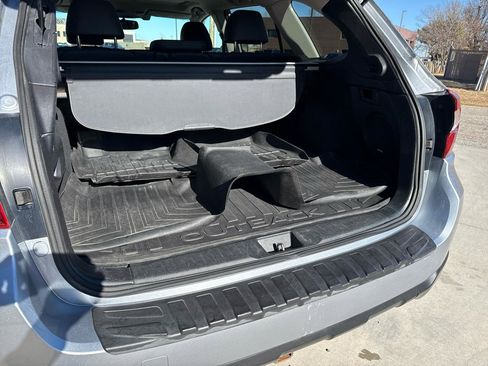 Used 2016 Subaru Outback 3.6R Limited image 46