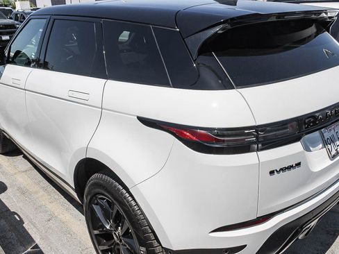 Used 2024 Land Rover Range Rover Evoque S AWD/4WD image 12
