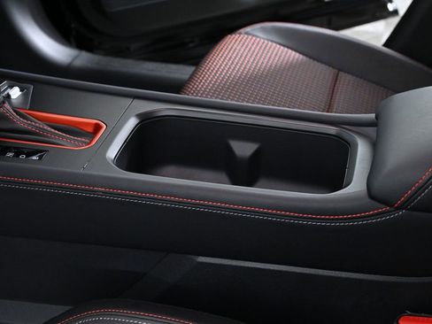 Certified 2025 Nissan Kicks SR image 25