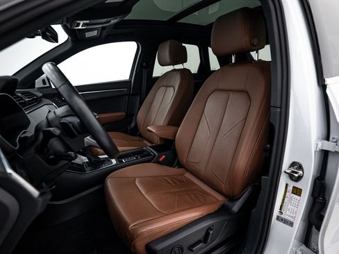 Certified 2023 Audi Q3 2.0T Premium w/ Convenience Package image 14