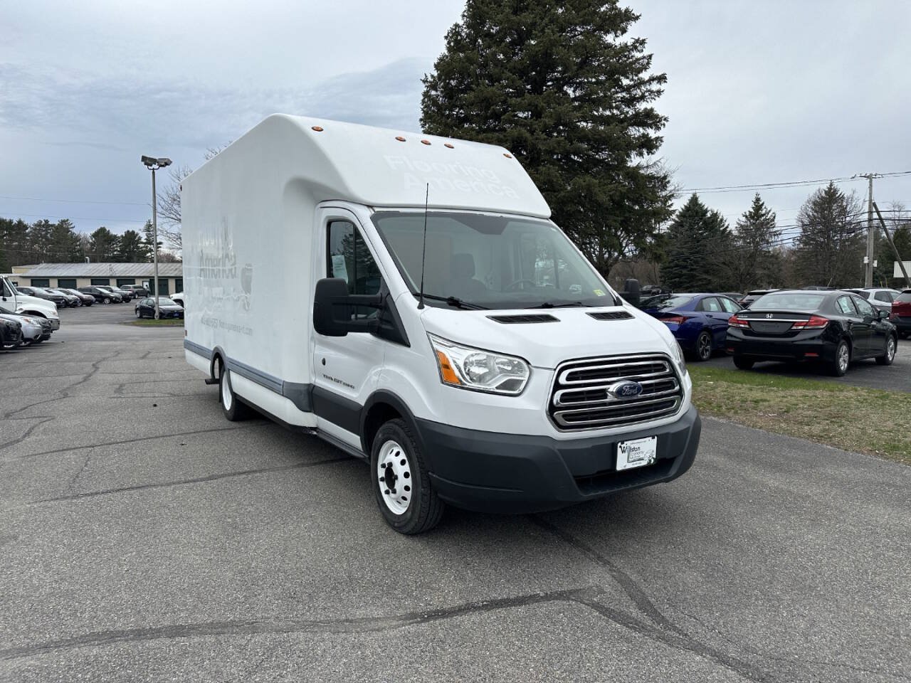 Used 2015 Ford Transit 350 156 DRW w/ Exterior Upgrade Package RWD image 14