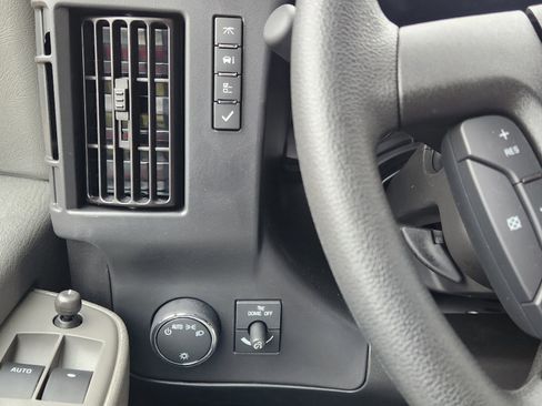 New 2025 Chevrolet Express 2500 w/ Driver Convenience Package image 24