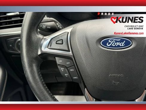 Used 2022 Ford Edge Titanium AWD/4WD image 45
