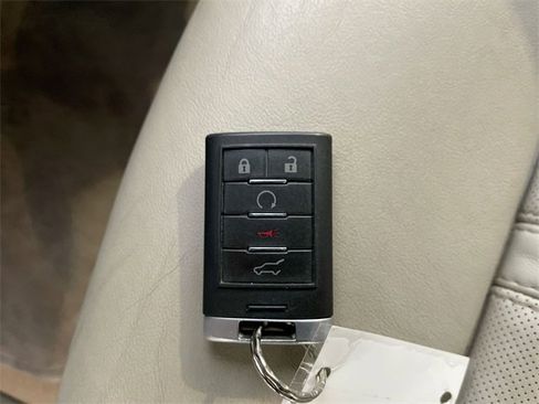 Certified 2012 Cadillac SRX Luxury image 34