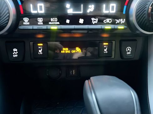 Used 2025 Toyota RAV4 XLE Premium w/ Weather Package FWD image 19