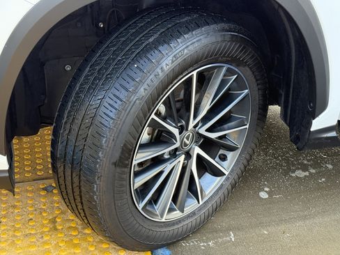 Certified 2025 Lexus NX 250 250 Premium image 16