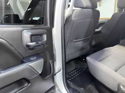 Used 2018 Chevrolet Silverado 1500 LT w/ Texas Edition RWD image 17