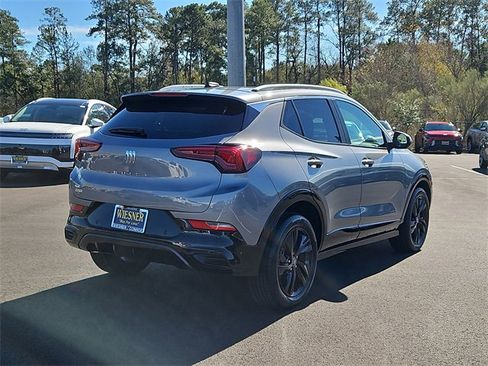 Certified 2025 Buick Encore GX Sport Touring w/ Advanced Technology Package image 10