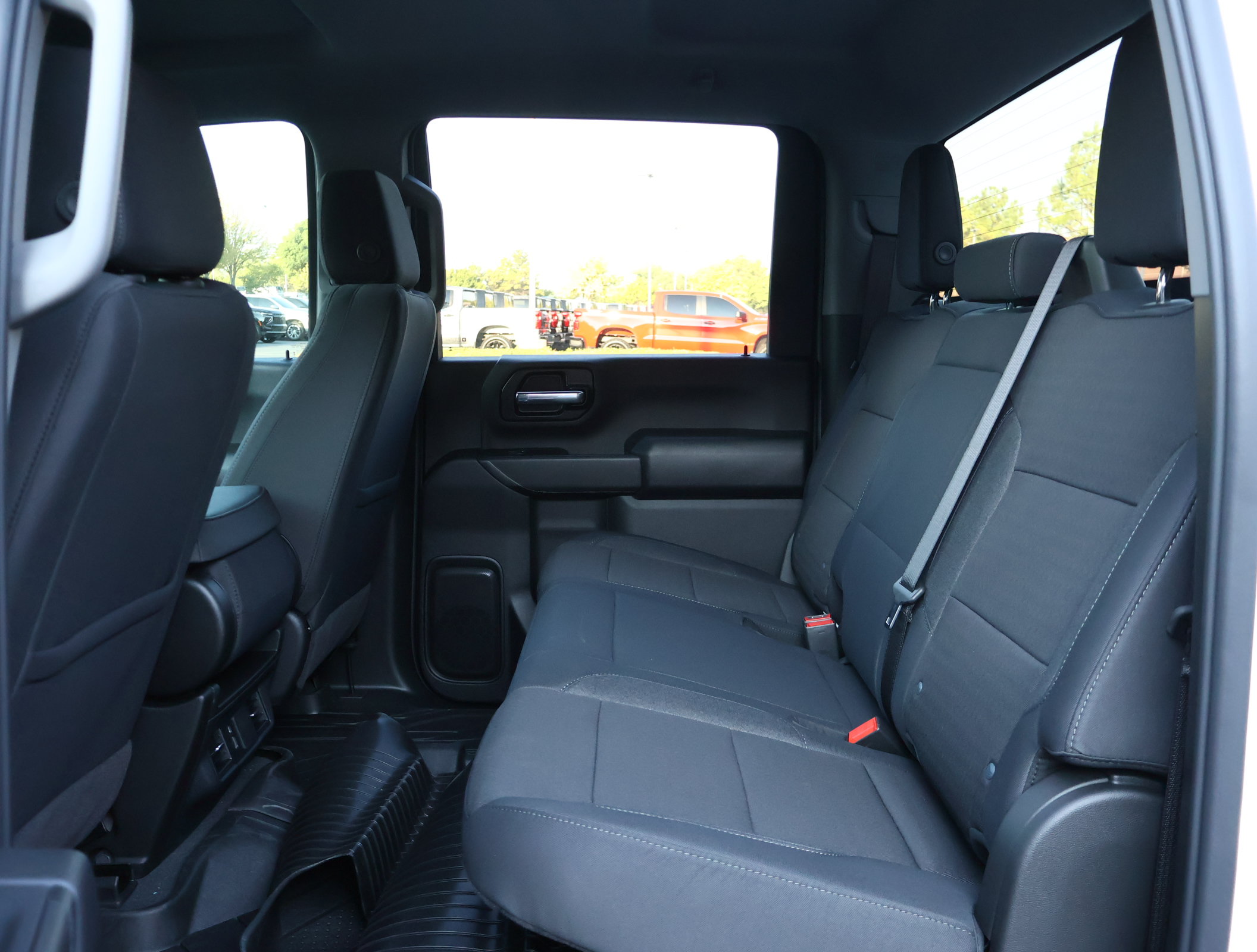 New 2026 Chevrolet Silverado 2500 Custom w/ Custom Value Package AWD/4WD image 17