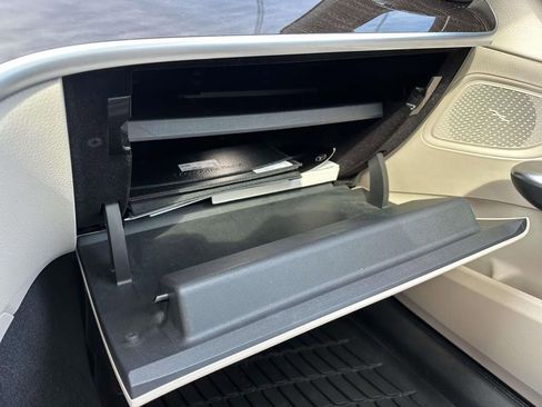 Used 2023 Mercedes-Benz C 300 4MATIC Sedan image 27