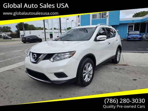 Used 2016 Nissan Rogue SV AWD/4WD image 2