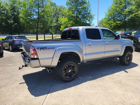 Used 2014 Toyota Tacoma PreRunner w/ TRD Sport Package RWD image 7