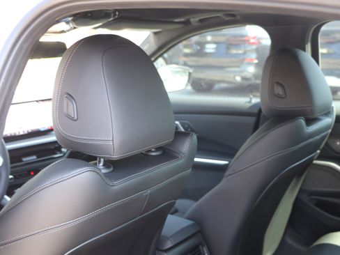 Certified 2025 BMW 330i Sedan w/ M Sport Package image 34