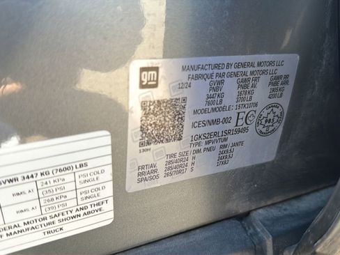 Used 2025 GMC Yukon Denali Ultimate w/ LPO, Floor Liner Package AWD/4WD image 42