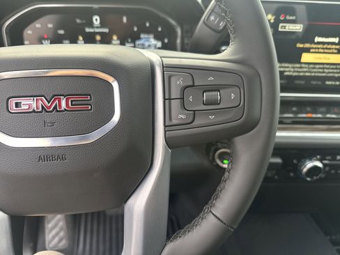 New 2026 GMC Sierra 1500 Elevation image 19