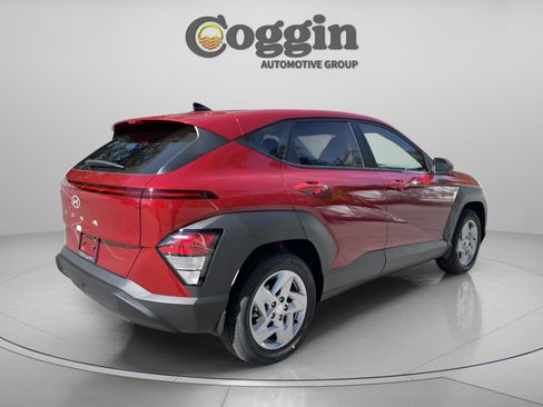 New 2026 Hyundai Kona SE image 6