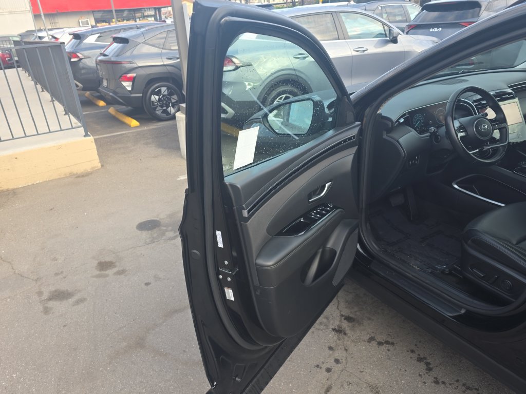 Used 2024 Hyundai Tucson Limited AWD/4WD image 10