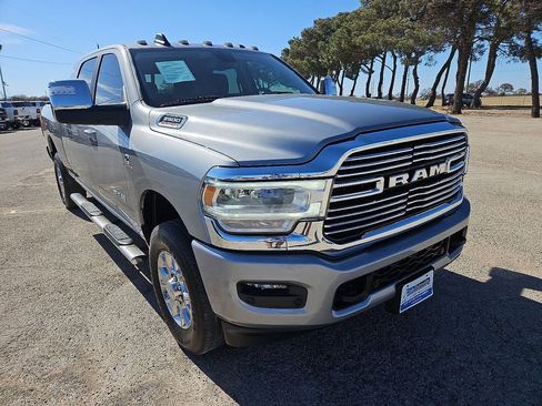 Used 2024 RAM 3500 Laramie image 11