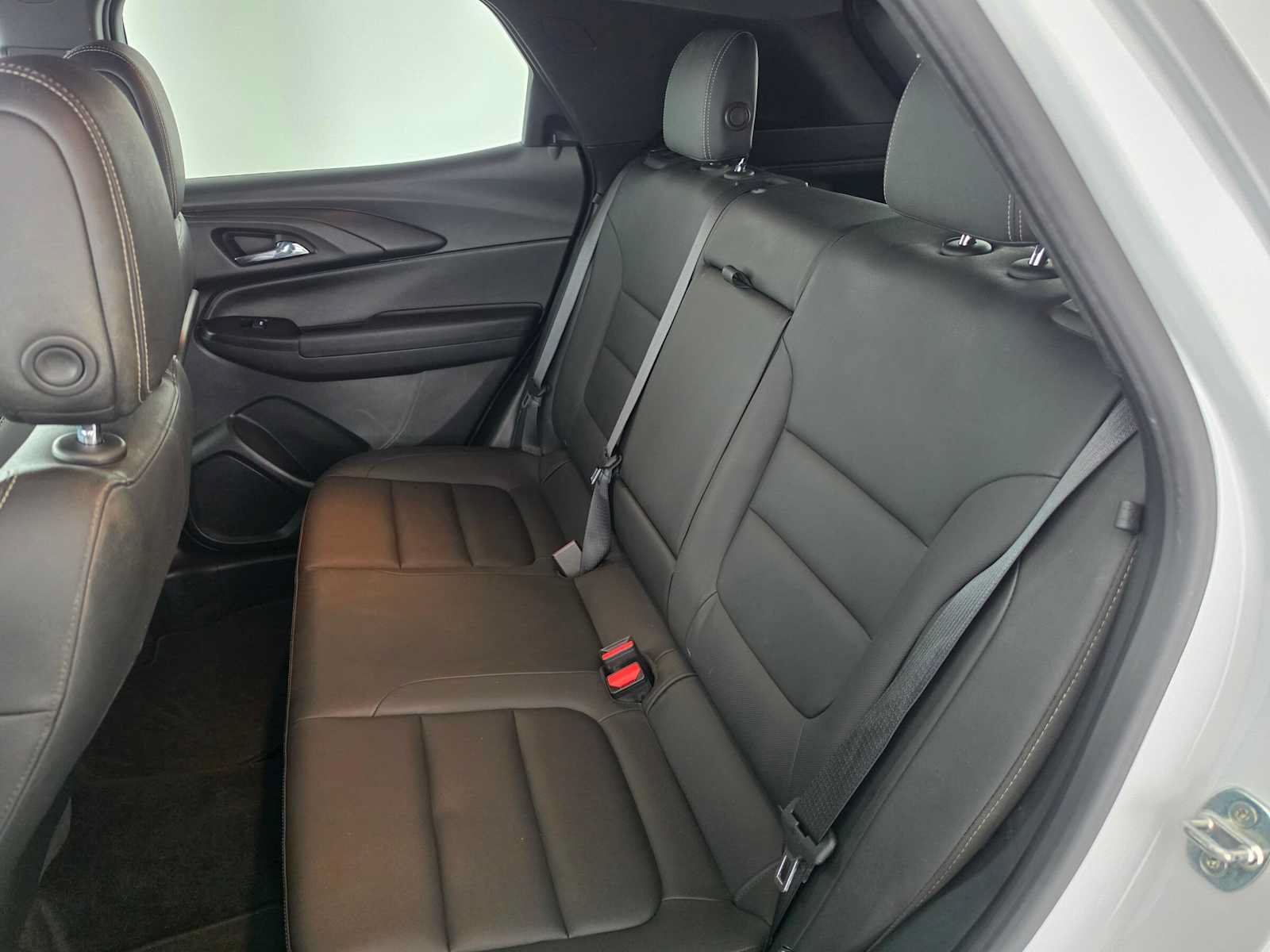 Used 2021 Chevrolet TrailBlazer ACTIV w/ Sun and Liftgate Package AWD/4WD image 17