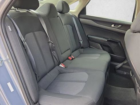 Used 2022 Kia K5 LXS FWD image 18
