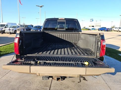 Used 2011 Ford F250 King Ranch w/ King Ranch w/Chrome Pkg image 9