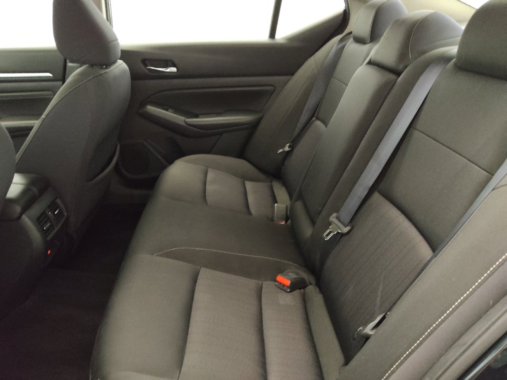 Used 2019 Nissan Altima 2.5 SV FWD image 18