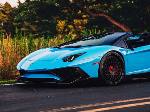 Used 2016 Lamborghini Aventador LP 750-4 Superveloce image 18