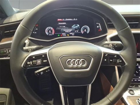 Used 2025 Audi A6 Premium Plus w/ Premium Plus Package image 13