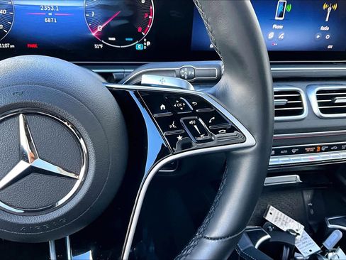 Used 2025 Mercedes-Benz GLE 350 4MATIC image 23