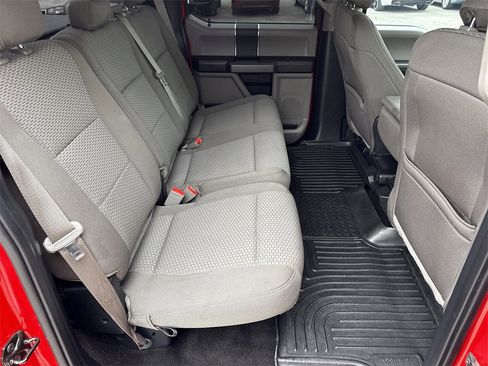 Used 2020 Ford F150 XLT image 38