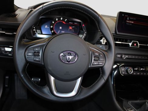 Certified 2025 Toyota Supra RWD image 38