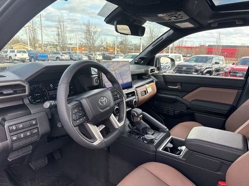 New 2026 Toyota 4Runner Limited image 19