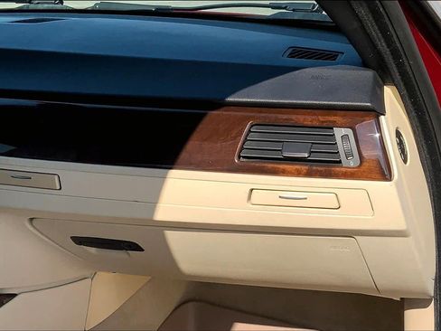 Used 2013 BMW 328i Convertible image 19