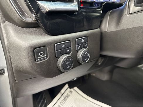 Used 2025 Chevrolet Silverado 1500 LT image 38