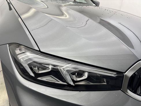 New 2026 BMW 330i xDrive Sedan w/ Premium Package AWD/4WD image 18